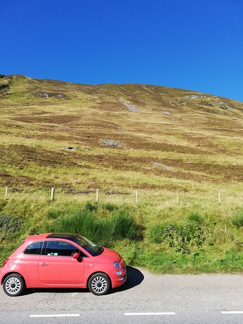 少し立ち止まって